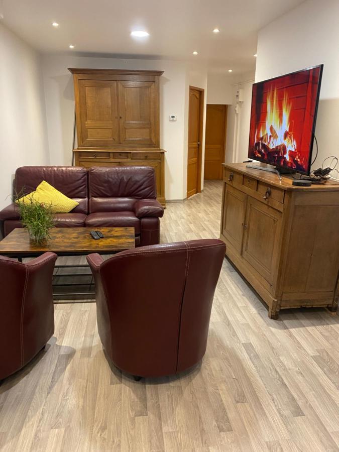 La Chambre D'Angele Sedan Εξωτερικό φωτογραφία